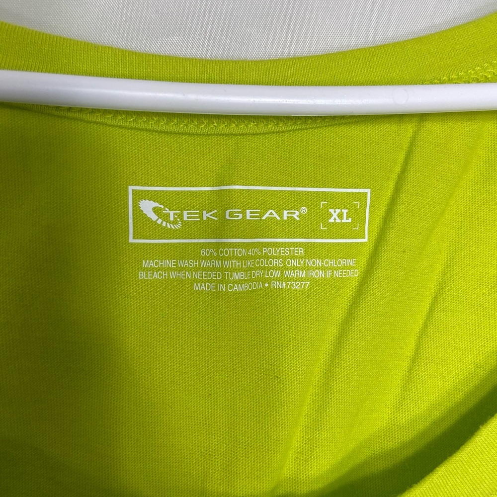 NWOT Tek Gear women’s green yellow active stretch athletic tank top workout‎ XL - Picture 3 of 5